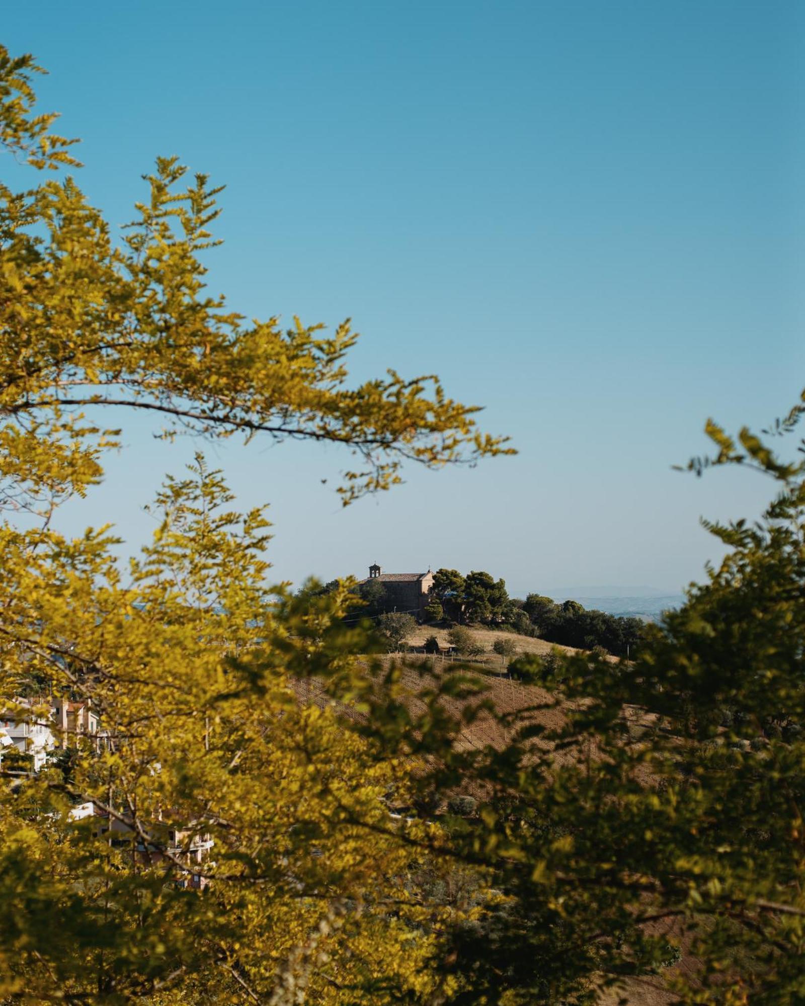 Hotel Oviv Dimora Del Borgo Acquaviva Picena Esterno foto