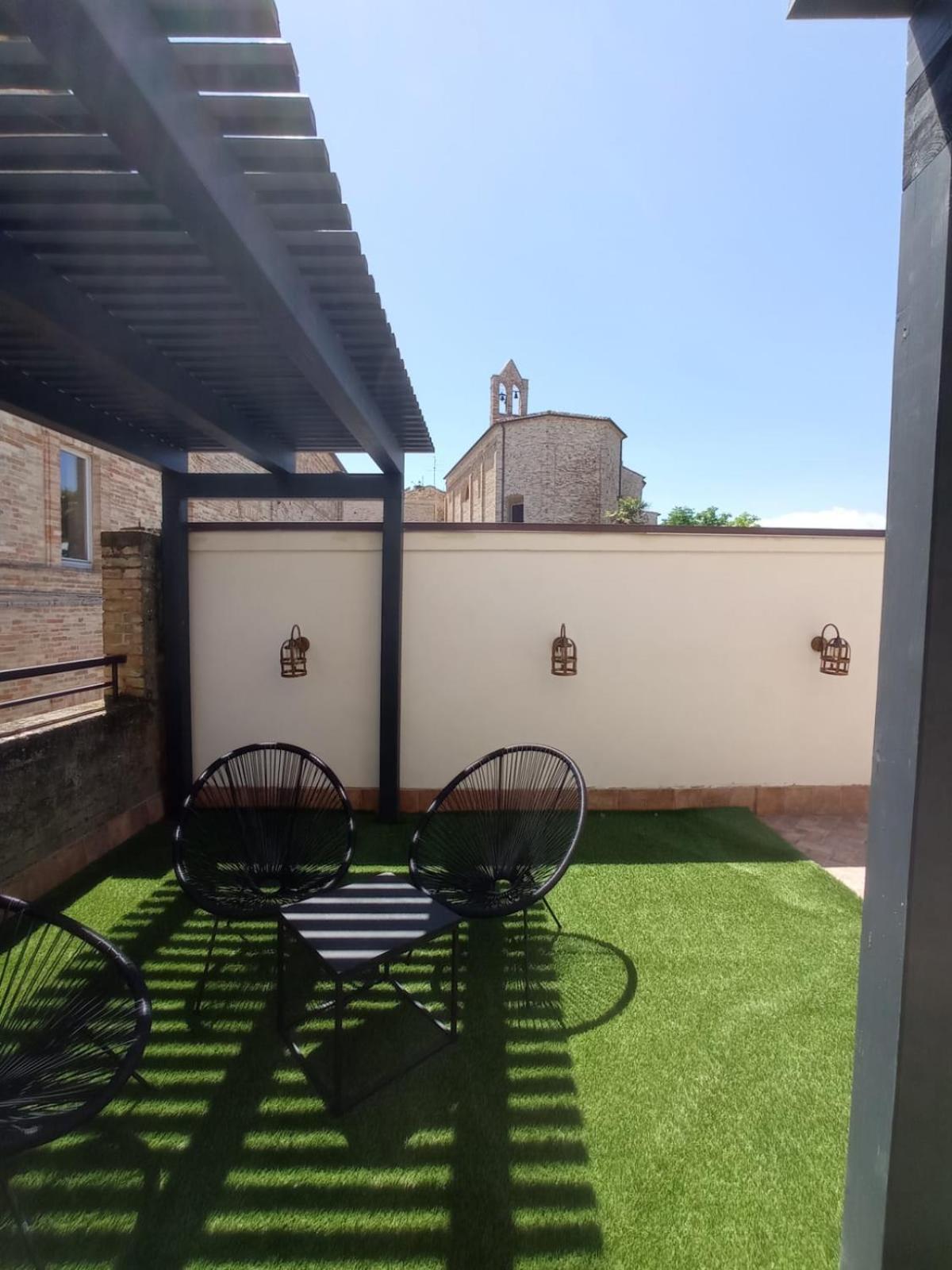 Hotel Oviv Dimora Del Borgo Acquaviva Picena Esterno foto